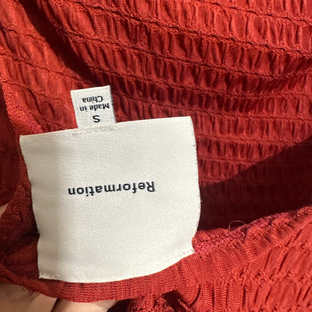 Women’s reformation top size S - Picture 3 of 3